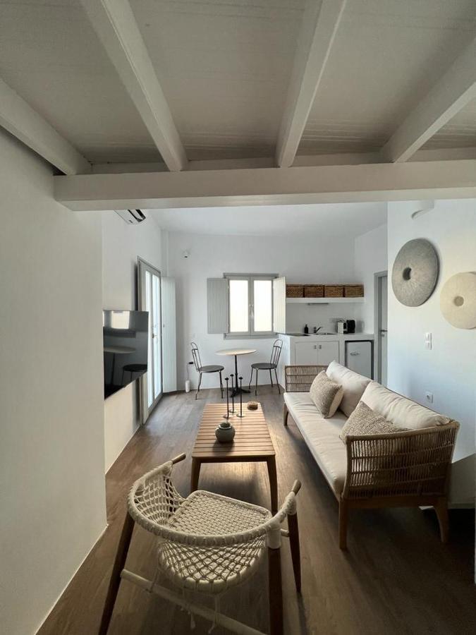 Amarone House, ناوسا المظهر الخارجي الصورة